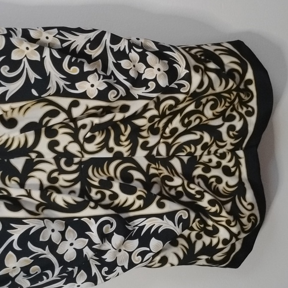 Nicole Miller Collection V Neck Elegant Black & Gold Abstract Floral Dress - Picture 10 of 16